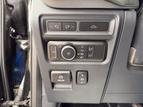 Used 2022 Ford F150 Platinum w/ Equipment Group 701A High image 8