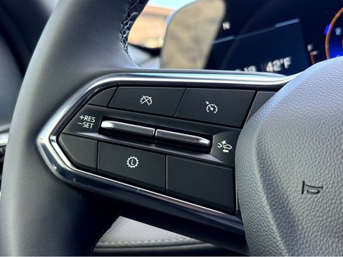 New 2026 Chevrolet Equinox LT w/ Safety and Technology Package image 17