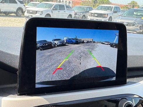 Used 2022 Ford Escape SE image 22