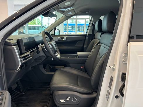 Used 2025 Hyundai Santa Fe SEL AWD/4WD image 12