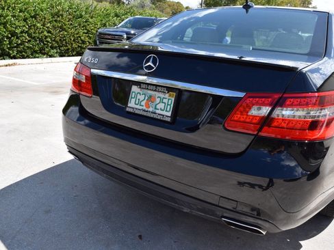 Used 2013 Mercedes-Benz E 350 Sedan image 7