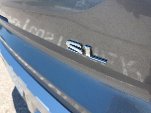 Used 2025 Nissan Pathfinder SL FWD image 5