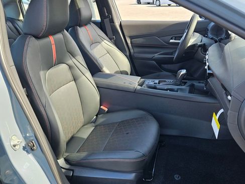 New 2026 Nissan Sentra SR w/ SR Premium Package FWD image 15