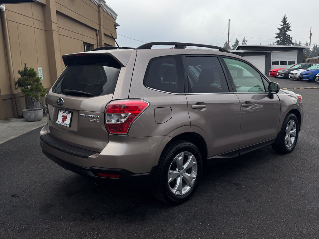 Used 2014 Subaru Forester 2.5i Limited AWD/4WD image 7