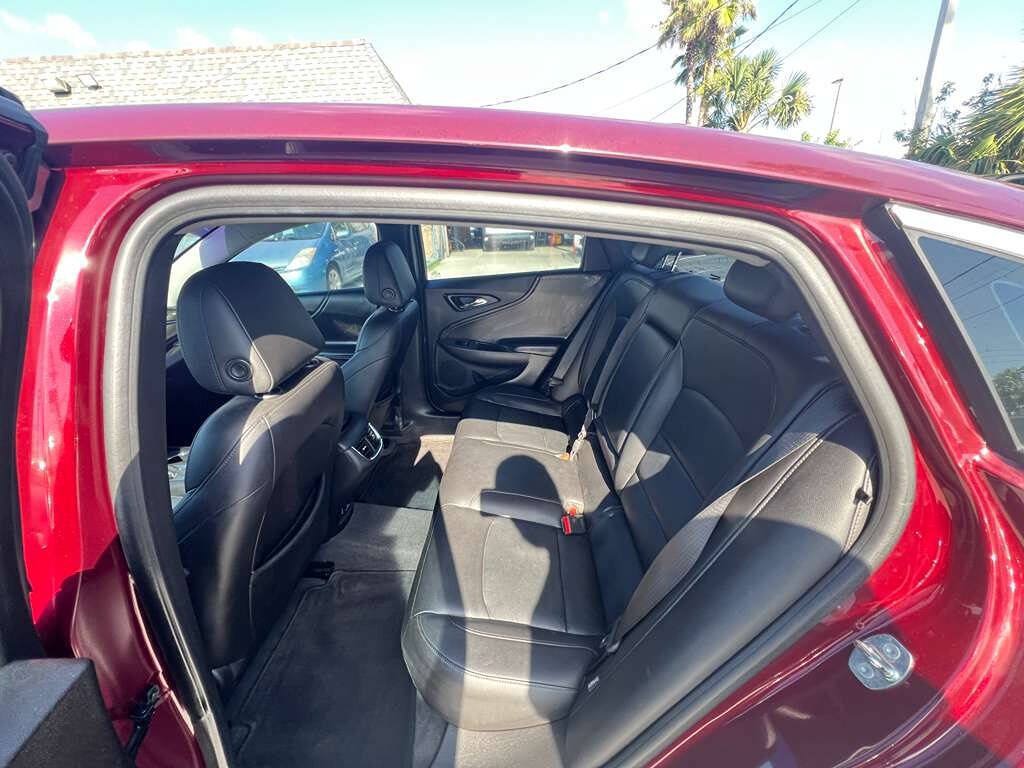 Used 2016 Chevrolet Malibu LT w/ Leather Package FWD image 16
