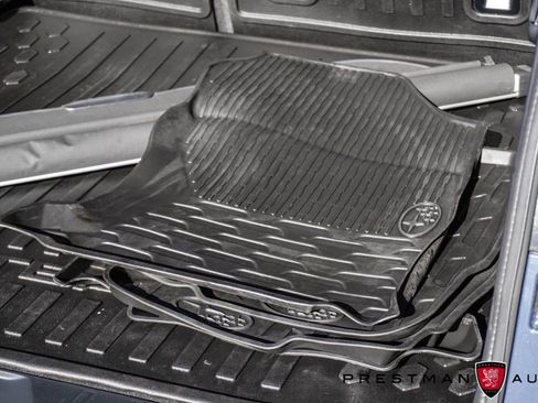 Used 2025 Subaru Outback Limited image 46