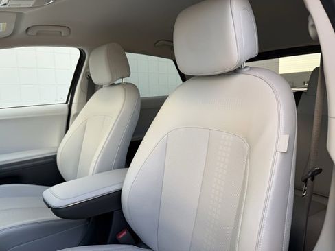 Certified 2023 Hyundai Ioniq 5 SEL w/ Cargo Package image 5