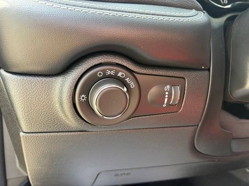 Used 2024 Dodge Durango SRT AWD/4WD image 27