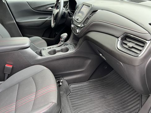 Used 2024 Chevrolet Equinox RS image 24