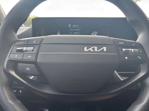 Used 2026 Kia K4 FWD image 29