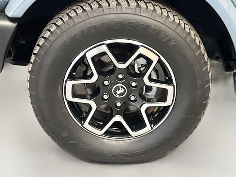 Used 2023 Ford Bronco Outer Banks AWD/4WD image 29