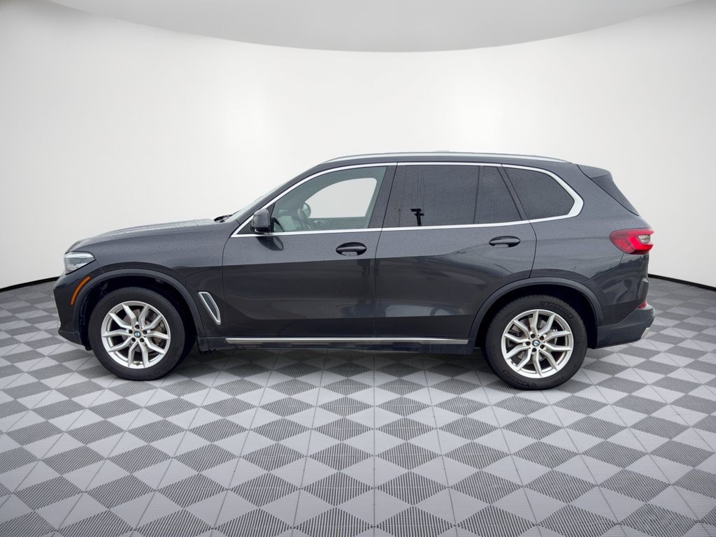 Used 2021 BMW X5 sDrive40i w/ Premium Package RWD image 2
