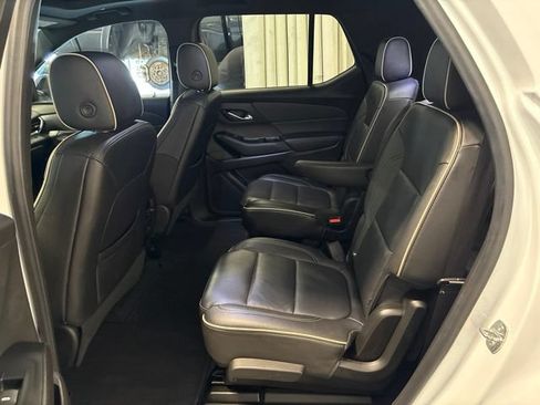 Used 2023 Chevrolet Traverse Premier w/ Redline Edition AWD/4WD image 35