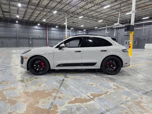 Used 2023 Porsche Macan GTS AWD/4WD image 6