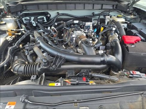 Used 2021 Ford Bronco Black Diamond image 8