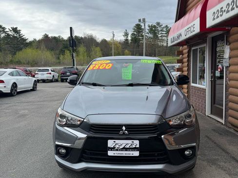 Used 2017 Mitsubishi Outlander Sport ES AWD/4WD image 3