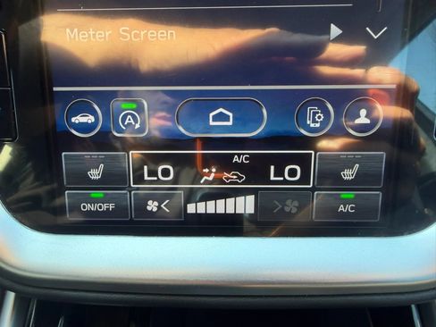 Used 2024 Subaru Outback Premium AWD/4WD image 20