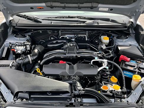 Used 2017 Subaru Crosstrek 2.0i Premium image 9