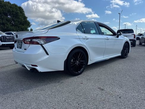 Used 2024 Toyota Camry XSE FWD image 7