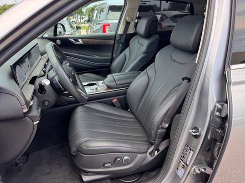 Used 2025 Genesis GV80 2.5T Select AWD/4WD image 19