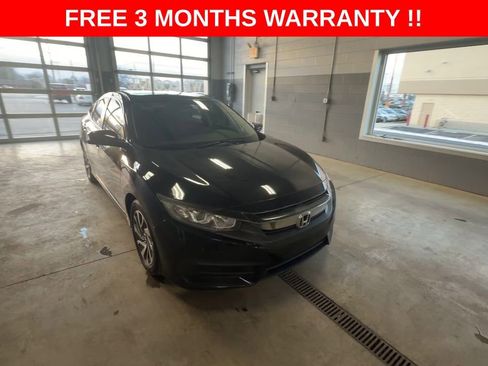 Used 2018 Honda Civic EX image 2