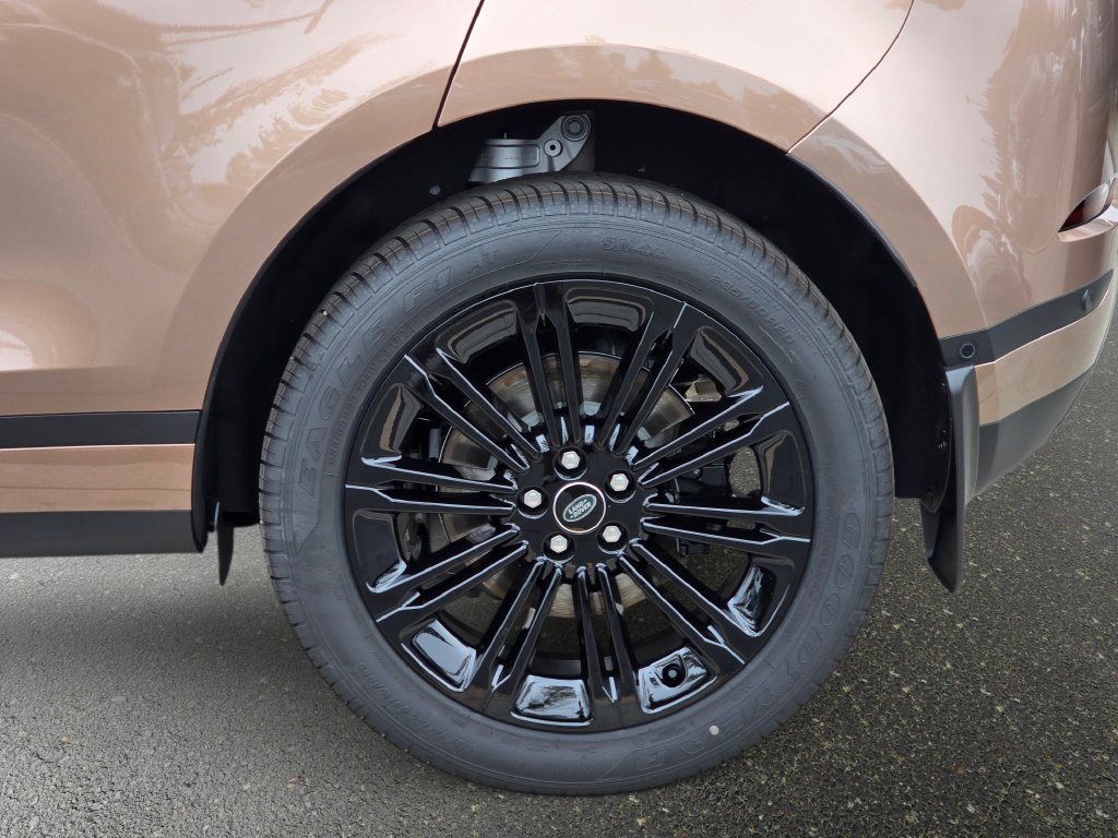 New 2026 Land Rover Range Rover Evoque S AWD/4WD image 33