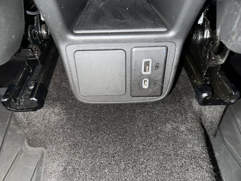 Certified 2022 Buick Encore GX Select image 21