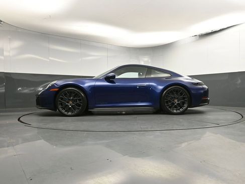 Used 2025 Porsche 911 Carrera 4 GTS AWD/4WD image 36