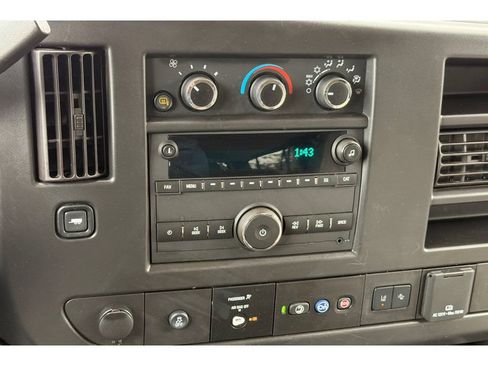 Used 2024 Chevrolet Express 3500 LT w/ LT Preferred Equipment Group RWD image 21