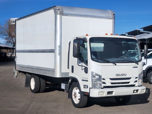 Used 2019 Isuzu NPR image 2