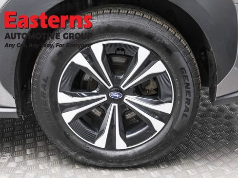 Used 2023 Subaru Solterra AWD image 8