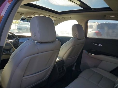 Used 2019 Cadillac XT4 Premium Luxury w/ Cold Weather Package image 10