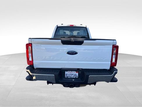 Used 2024 Ford F250 XL w/ XL Off-Road Package AWD/4WD image 4