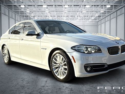 Used 2016 BMW 528i Sedan image 7
