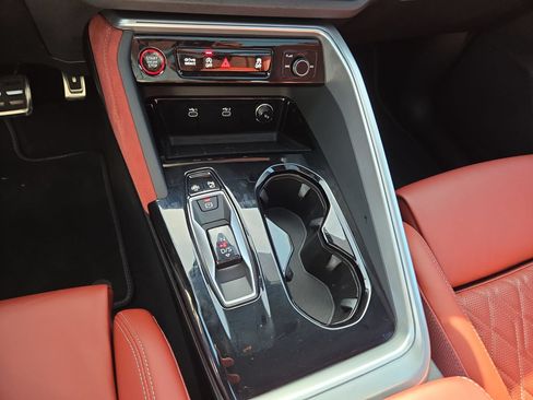 Certified 2025 Audi SQ5 Premium Plus AWD/4WD image 22