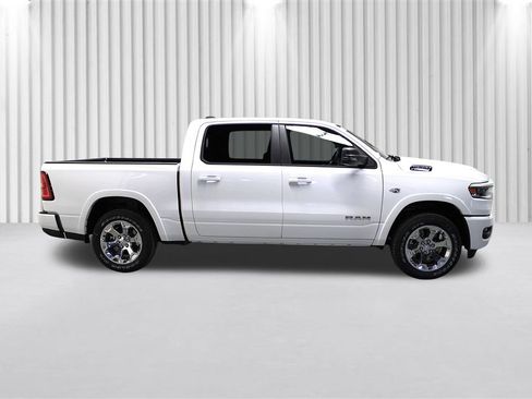New 2026 RAM 1500 4x4 Crew Cab image 2