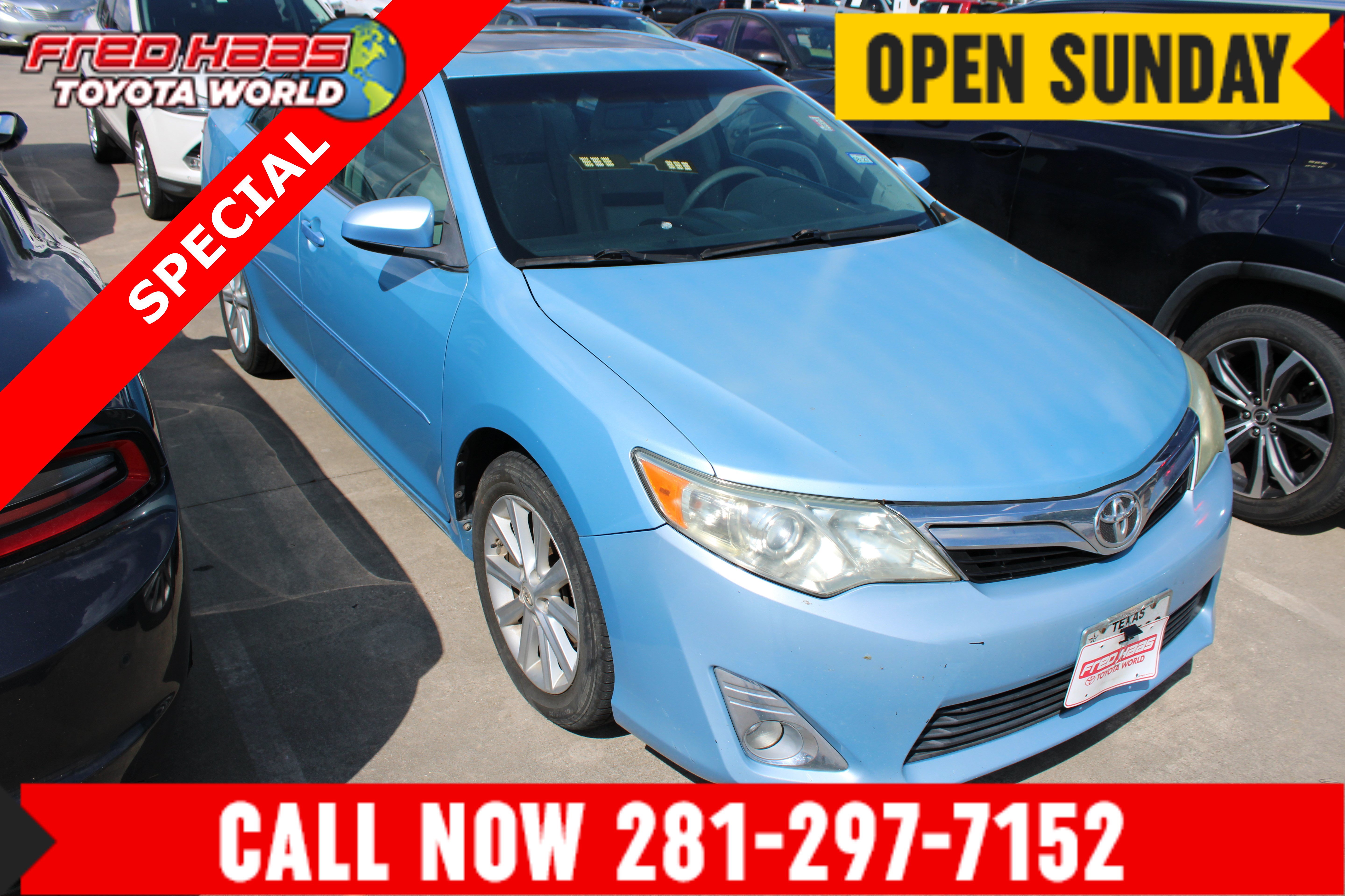 Used 2013 Toyota Camry XLE w/ Convenience Pkg FWD image 1