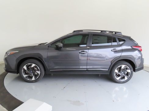 New 2025 Subaru Crosstrek 2.5i Limited w/ Crosstrek Mirror Package image 9