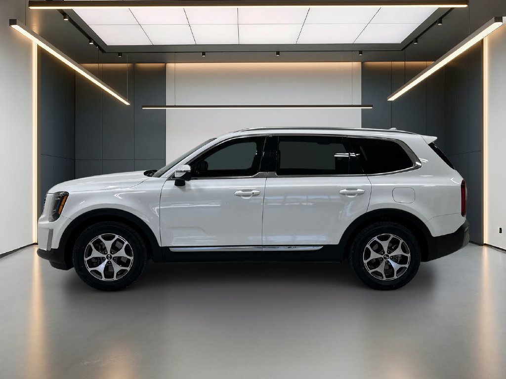 Used 2020 Kia Telluride EX FWD image 2