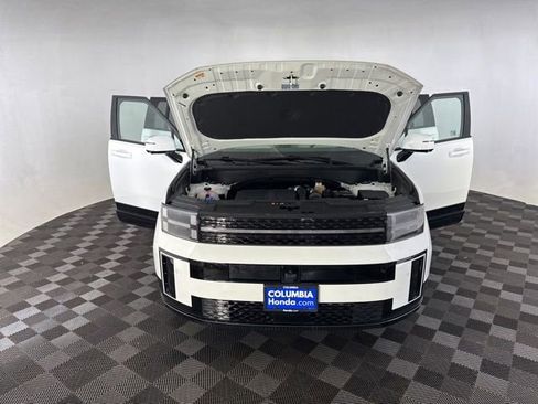 Used 2025 Hyundai Santa Fe Calligraphy AWD/4WD image 14