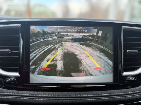 New 2026 Chrysler Pacifica Select image 24