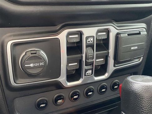 Used 2022 Jeep Wrangler Unlimited Sport image 54