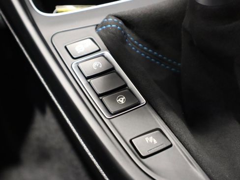 Used 2021 BMW M2 Competition image 29