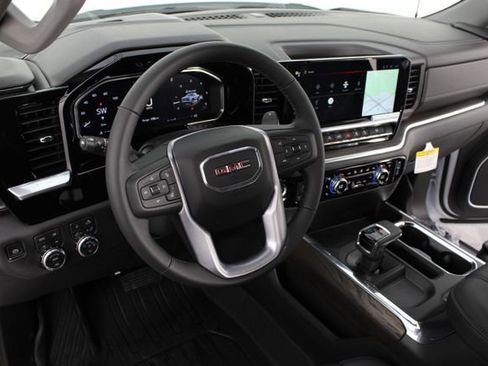 New 2026 GMC Sierra 1500 SLT AWD/4WD image 9