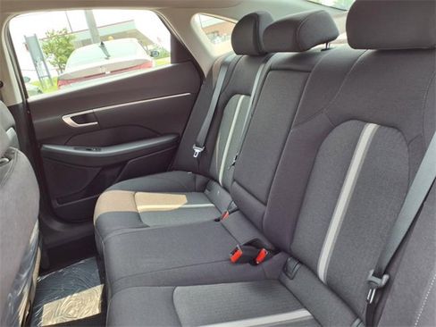New 2025 Hyundai Sonata SEL image 6