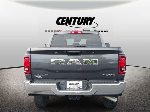 Used 2025 RAM 2500 Big Horn AWD/4WD image 5
