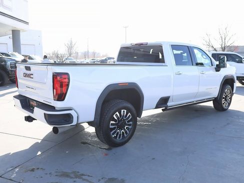 Used 2023 GMC Sierra 3500 Denali w/ Denali Ultimate Package image 6