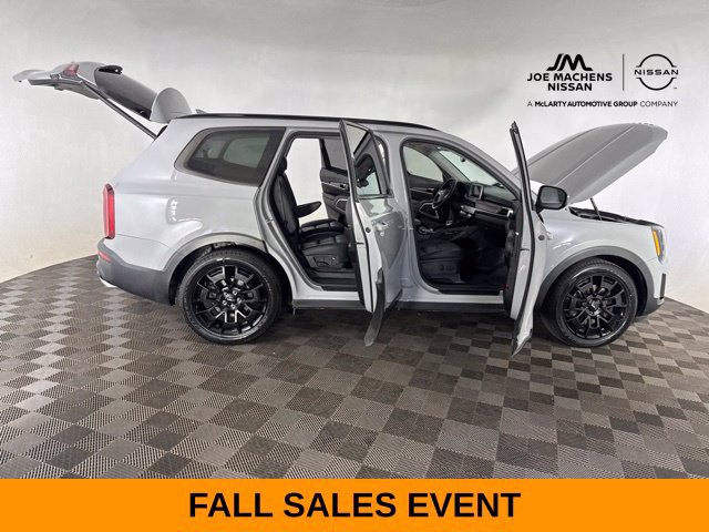 Used 2022 Kia Telluride EX w/ EX Premium Package AWD/4WD image 27