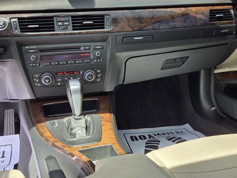 Used 2011 BMW 335i Sedan image 17