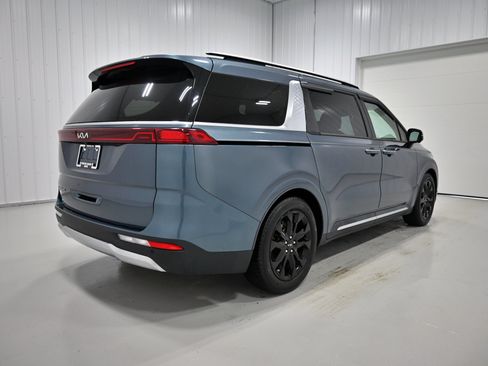 Used 2022 Kia Carnival SX Prestige FWD image 41